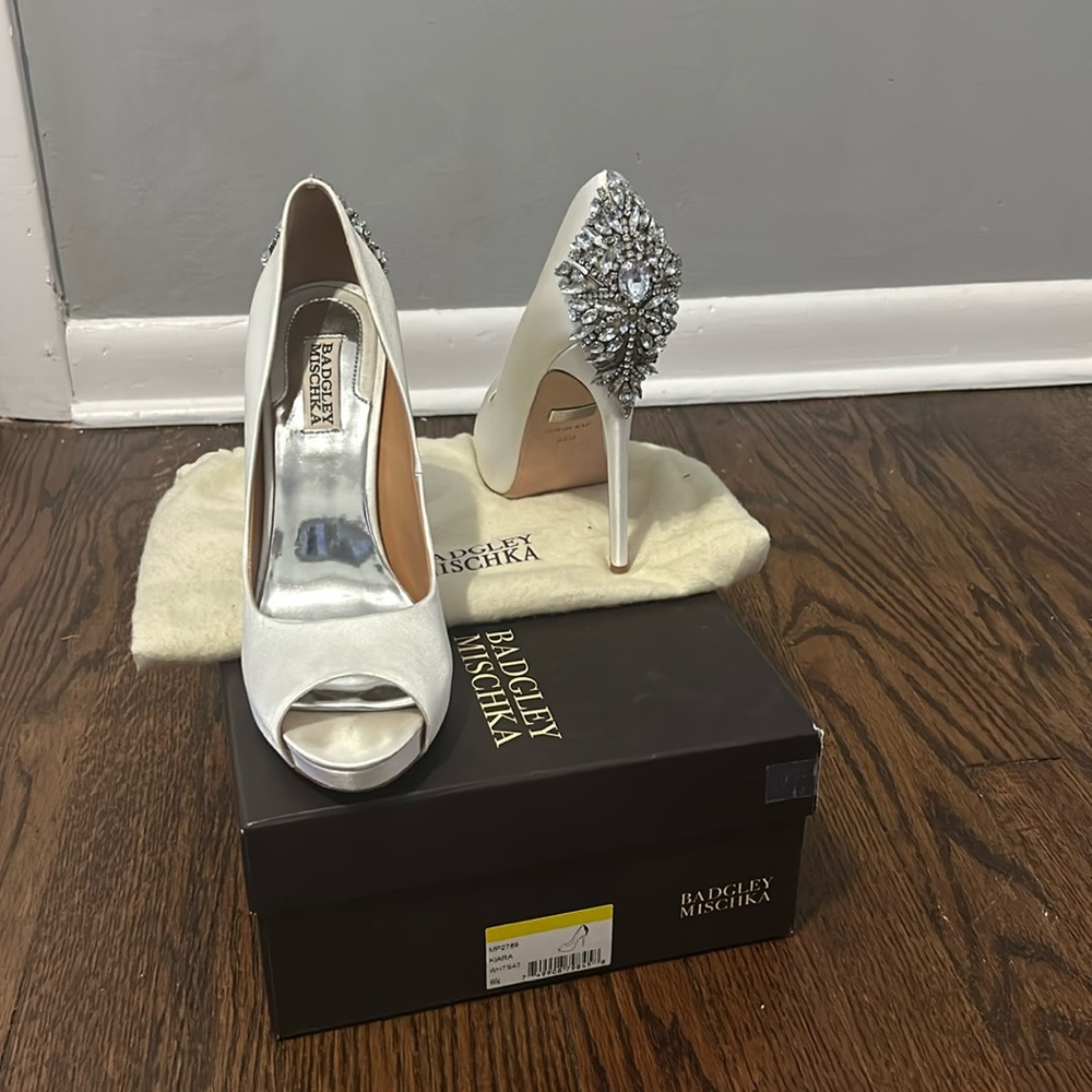 Wedding shoes - Picture 1 of 4